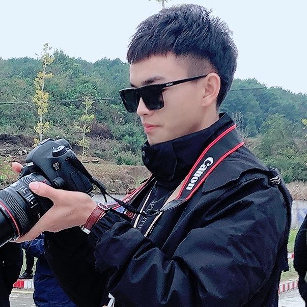 黔西第一帅 阳光驾校 夏教练