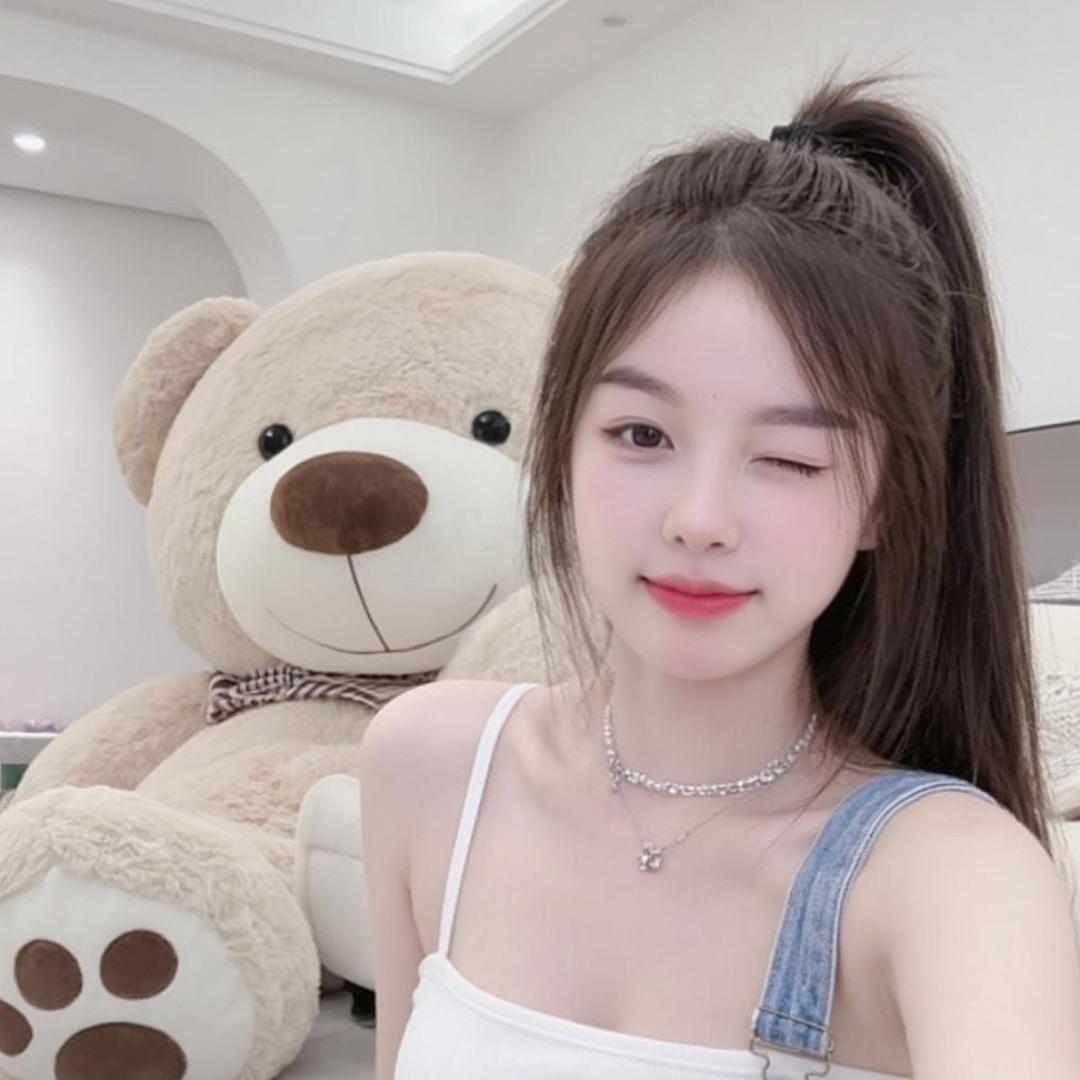 小娜娜🦋🎉