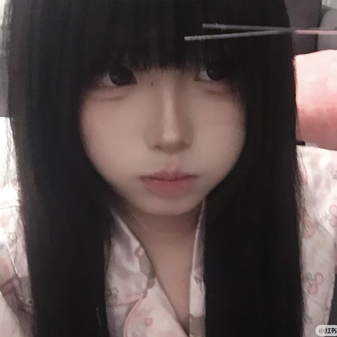 洛洛.