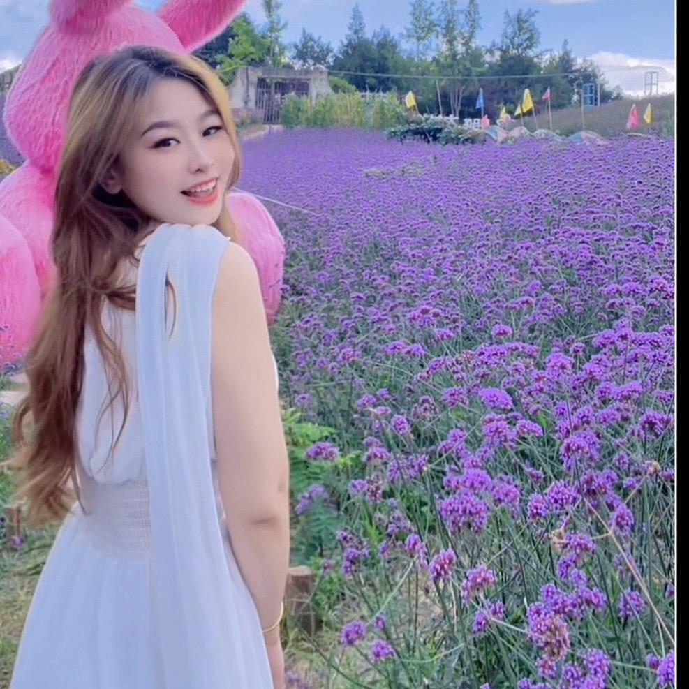 @万州依依（涅槃重生）🌻🌻