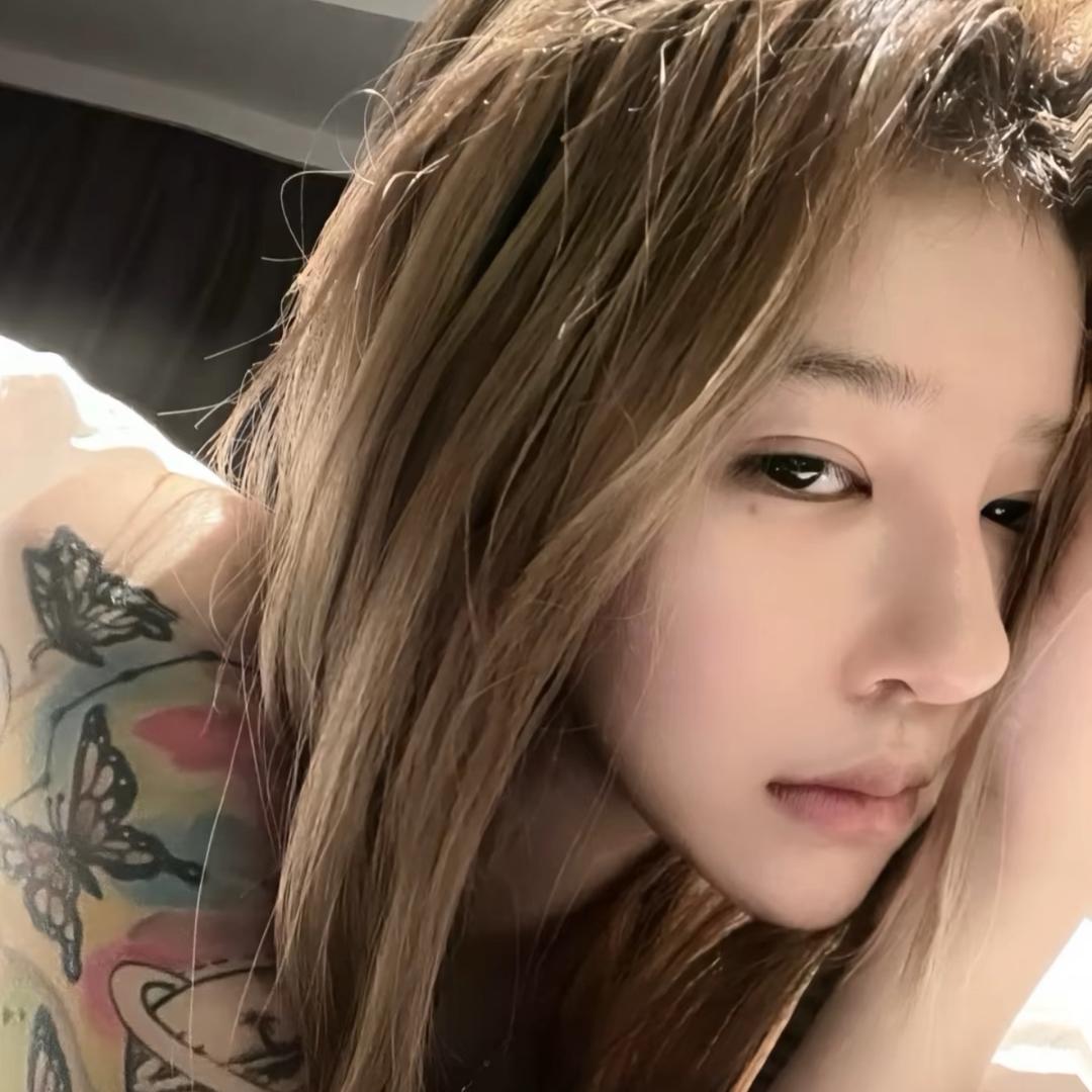 比奔驰还温柔的女人.