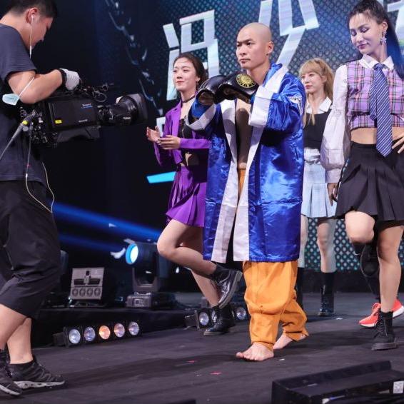 馮少侠（脱口秀主播）