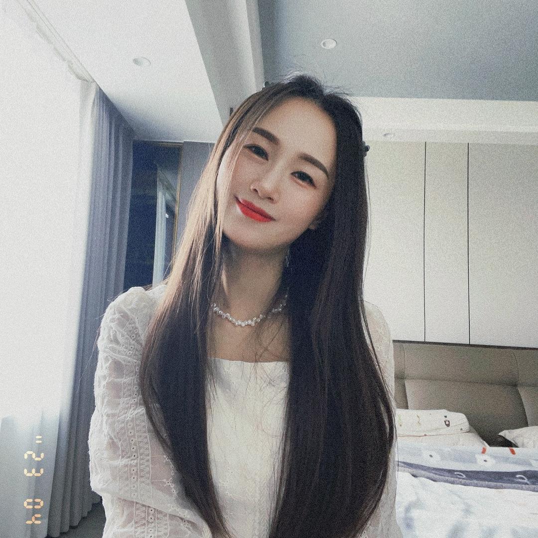 瓶子里的茉莉花