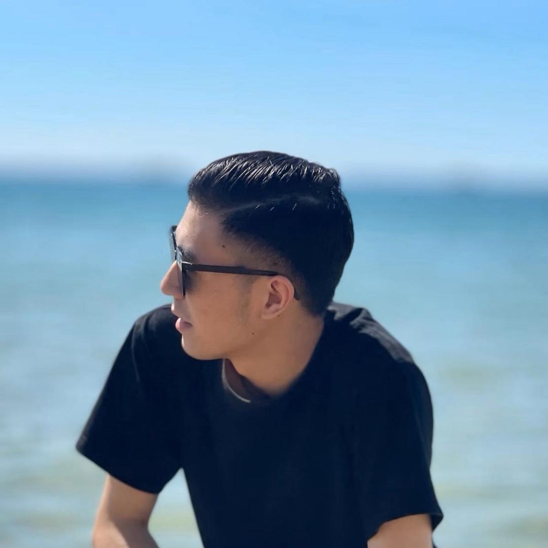 英俊传媒