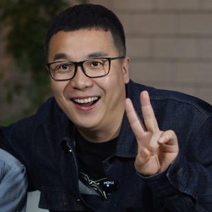 憨娃辉辉