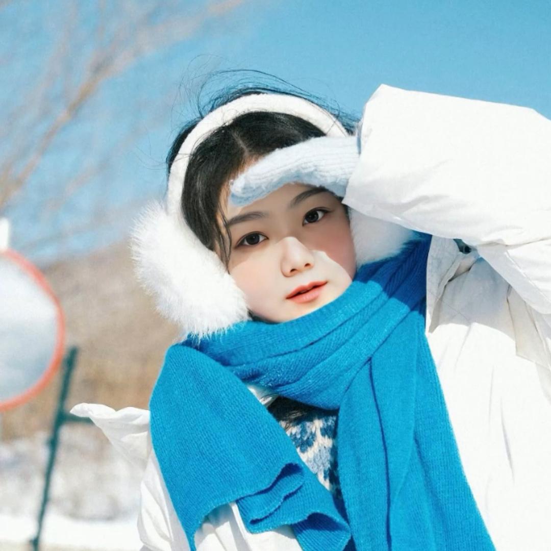 🍓嚒嚒🐣小ཻ星ཻ星ཻ✨