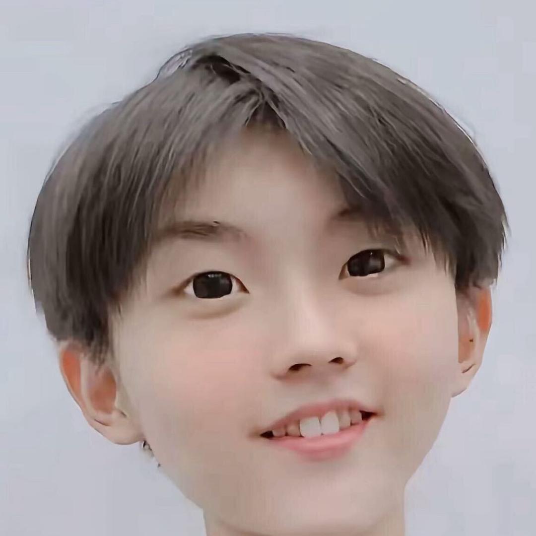 骨感小胖
