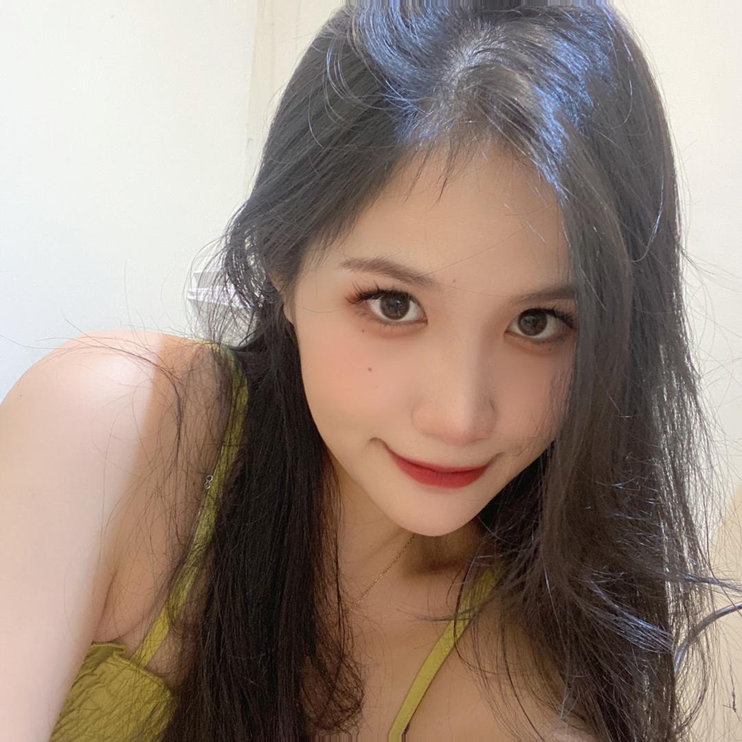 大E