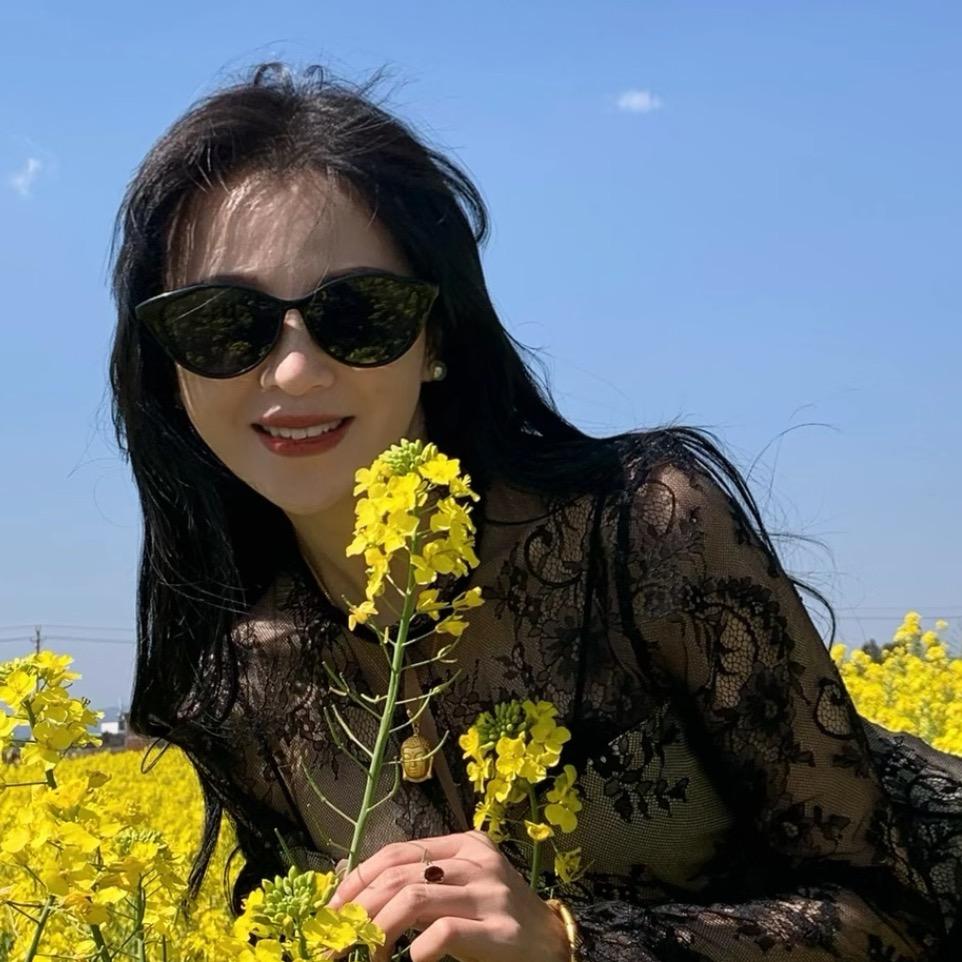 曼丽严好选