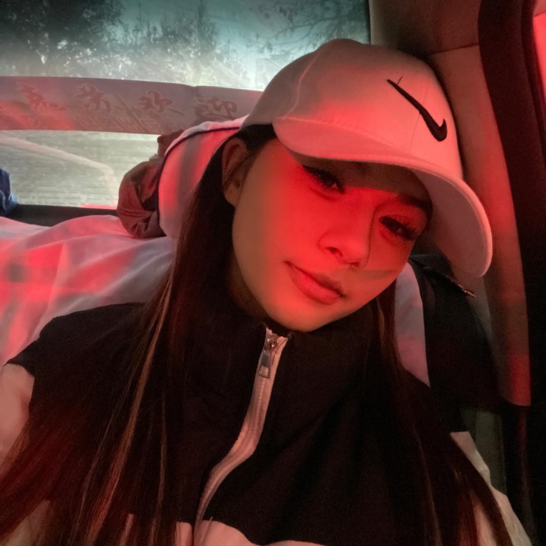 呐呐