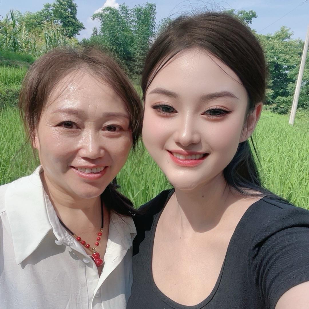 唐姐（唐三妹亲姑姑）