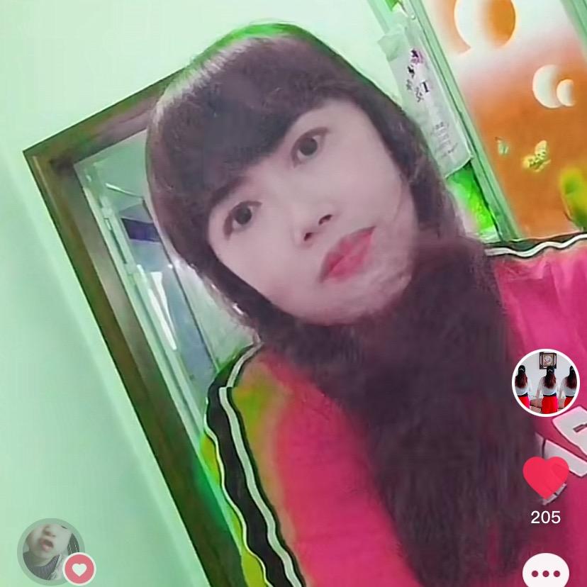 龙姐爱跳舞，