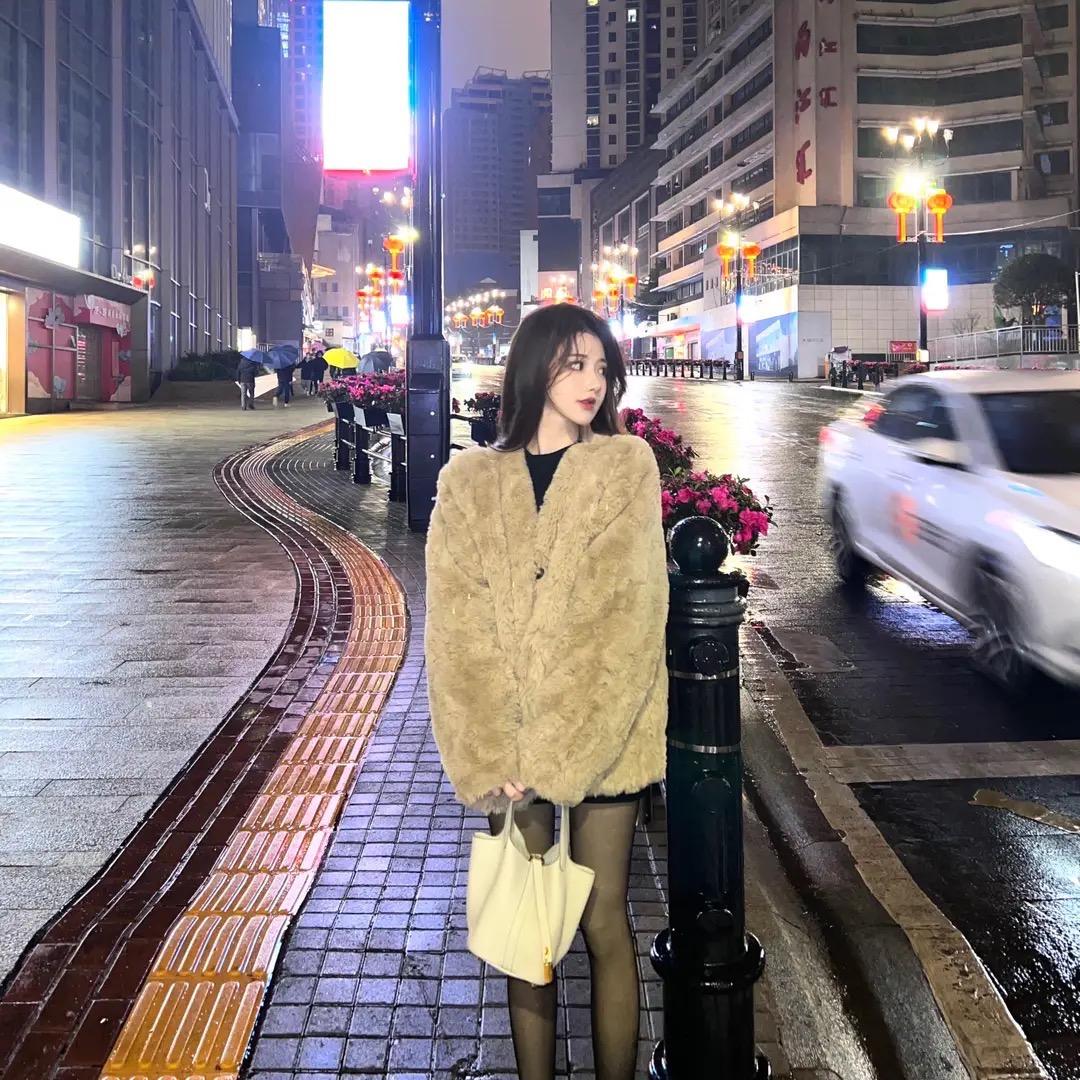 巴黎街头潮流女包