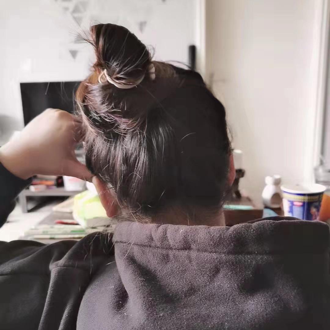 Domi.（女王有金鲳鱼干买）