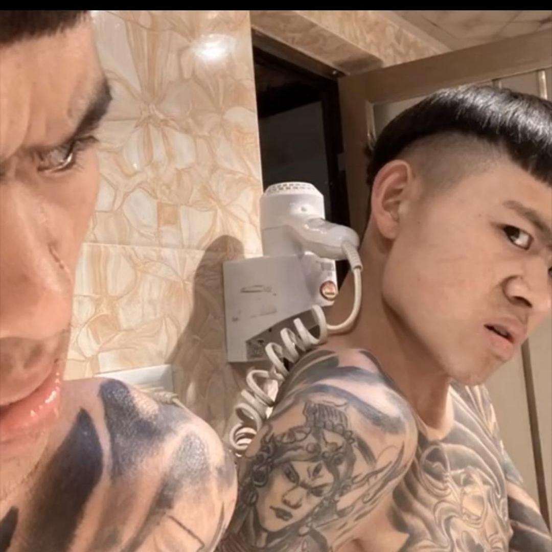 yy