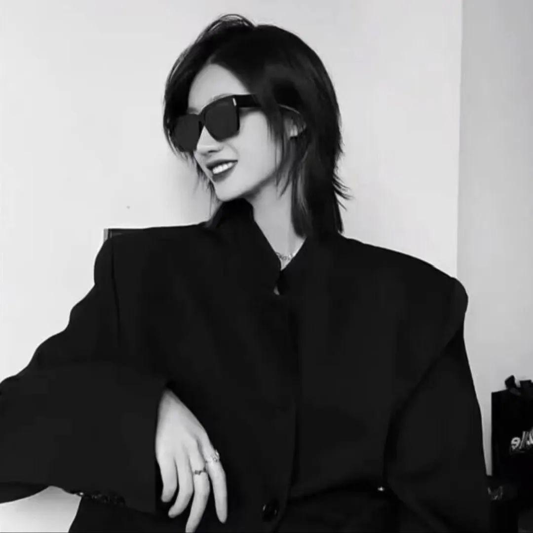 ___ Eunice
