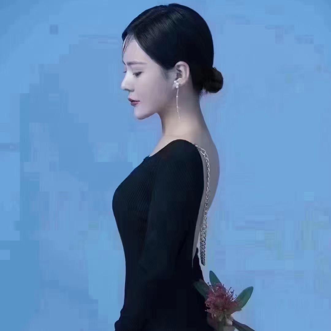 吴静