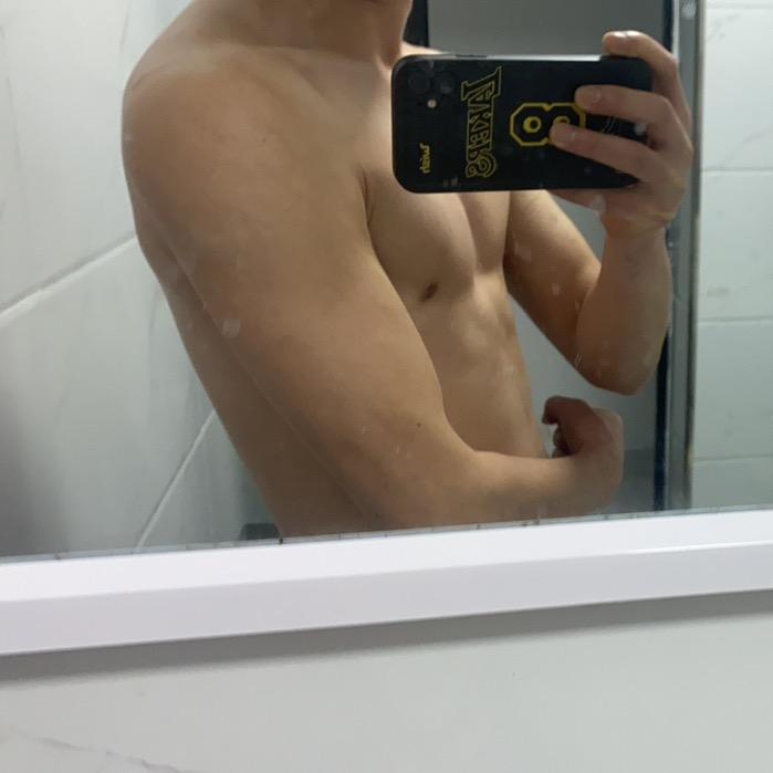 发电人爱打球