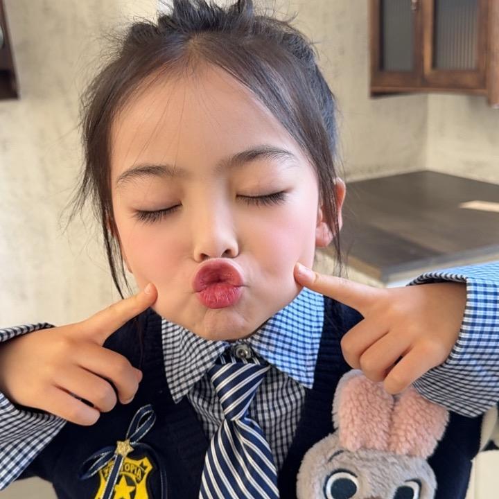 🌸小熊❥🌈 崽崽
