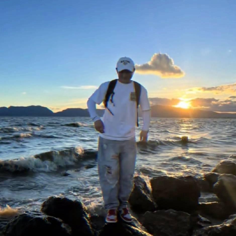小郭不会玩路亚🎣