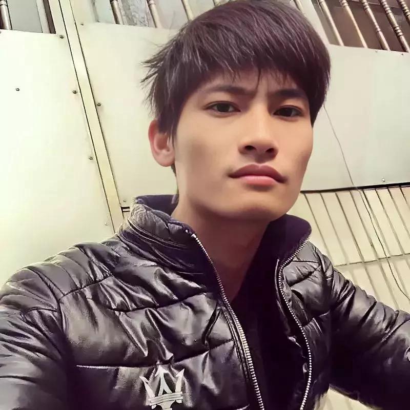 卧龙、先生🐉