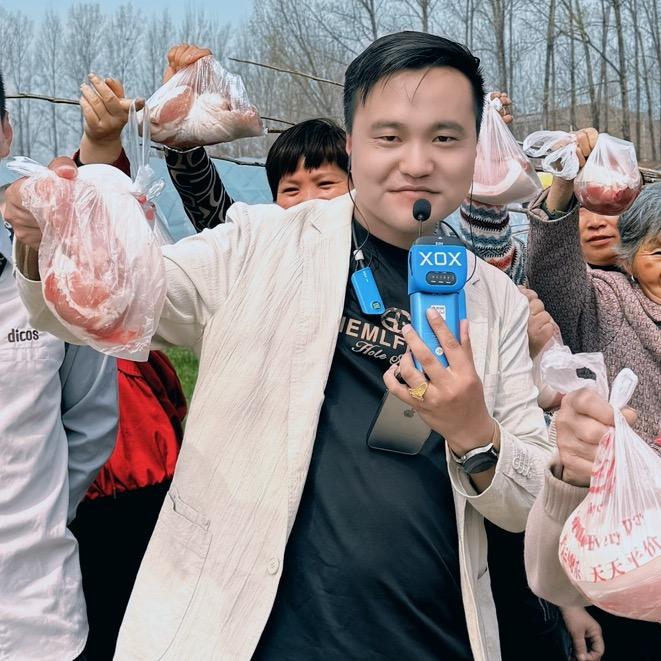 李哥鸿洋