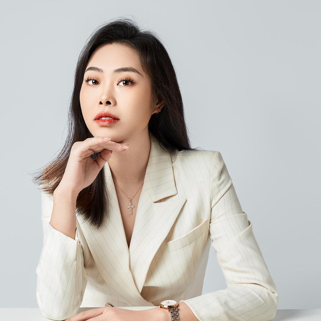 左左 （带情感讲师）