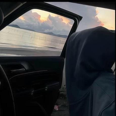 沈.