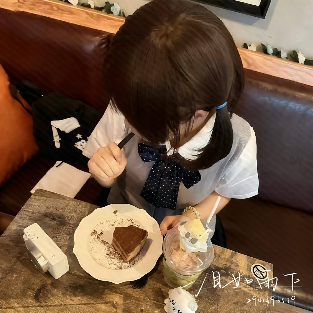 梦梦呼噜噜.