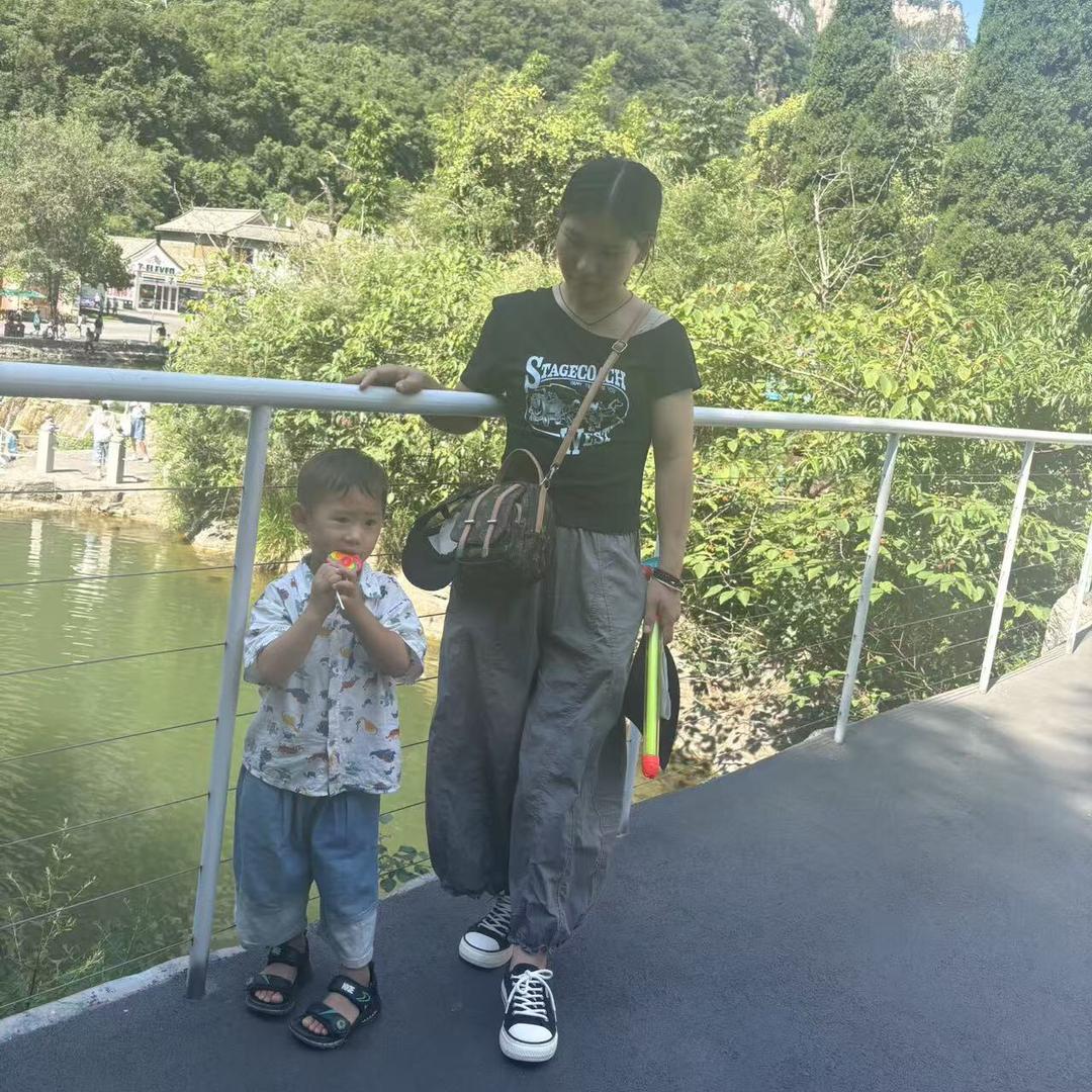 鑫鑫潮玩优品店铺