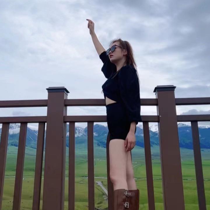 冯校长老火锅     丹姐