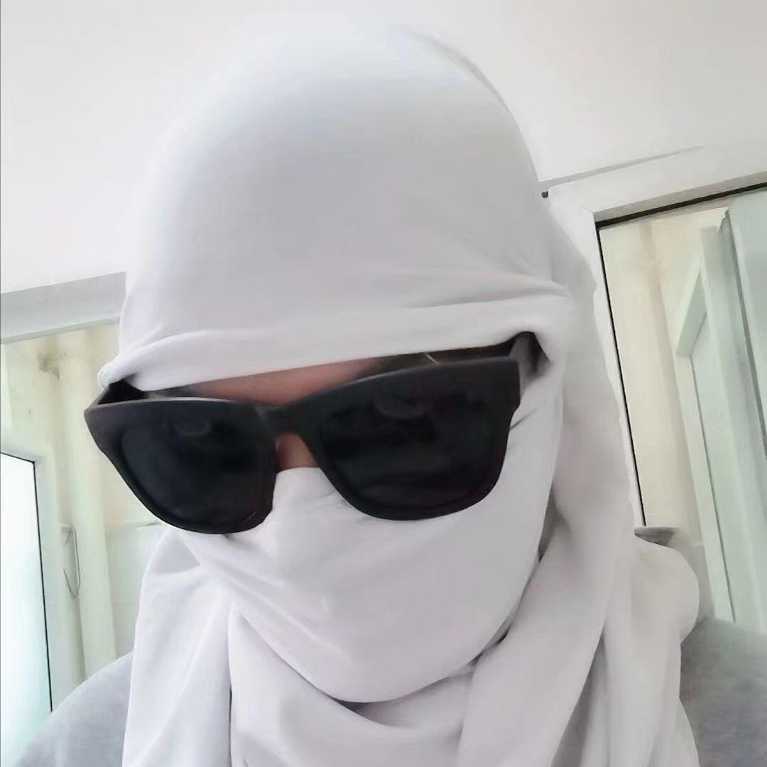 梨唠c（办公室揸fit 人）