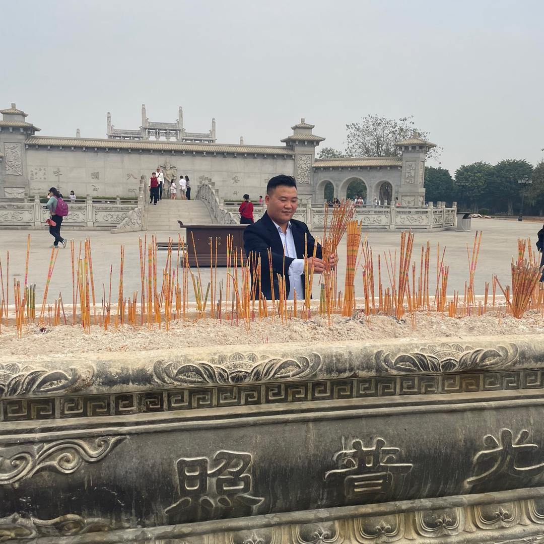 齐圣卢哥