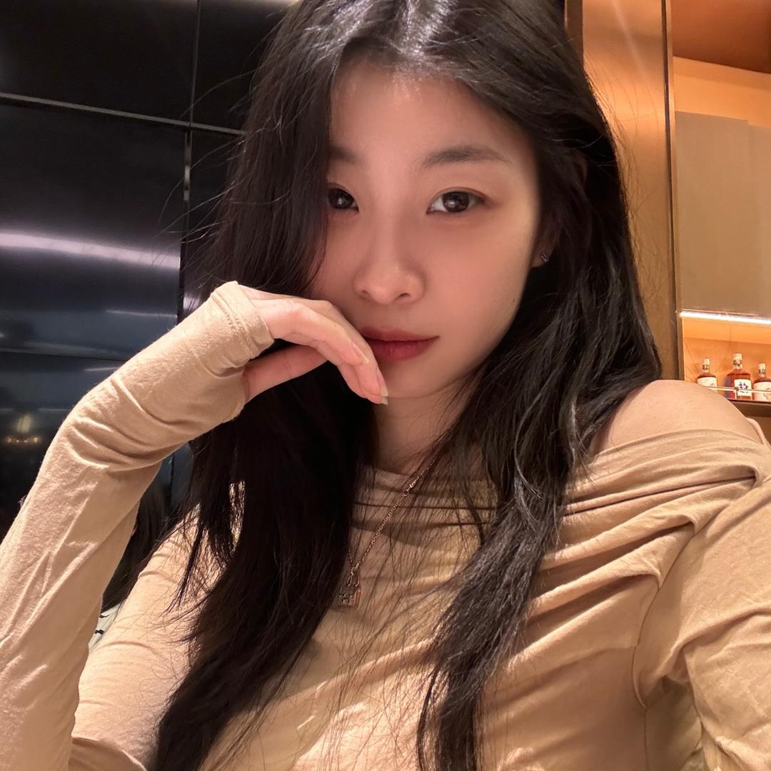 李易易易遥