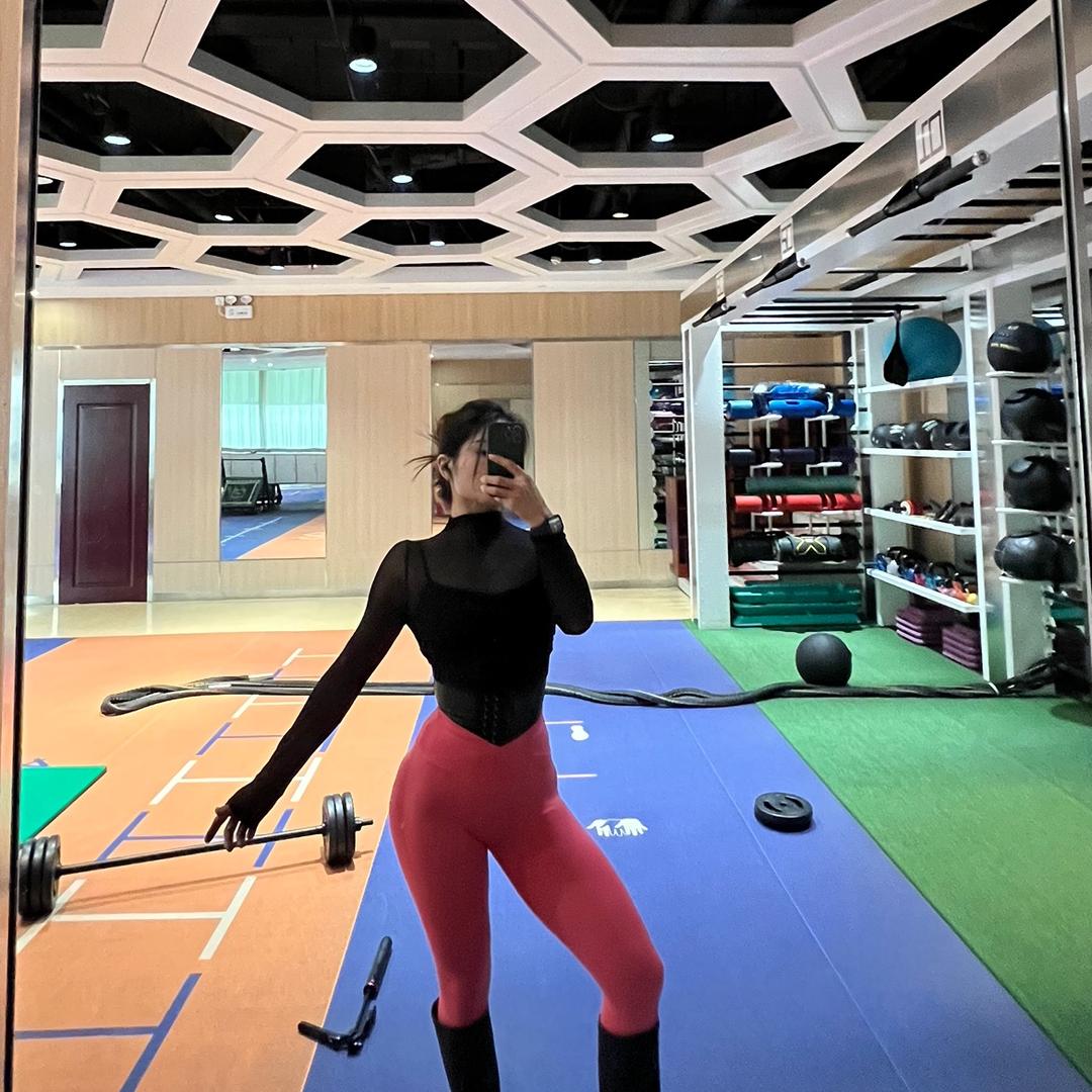 爱健身的～花花