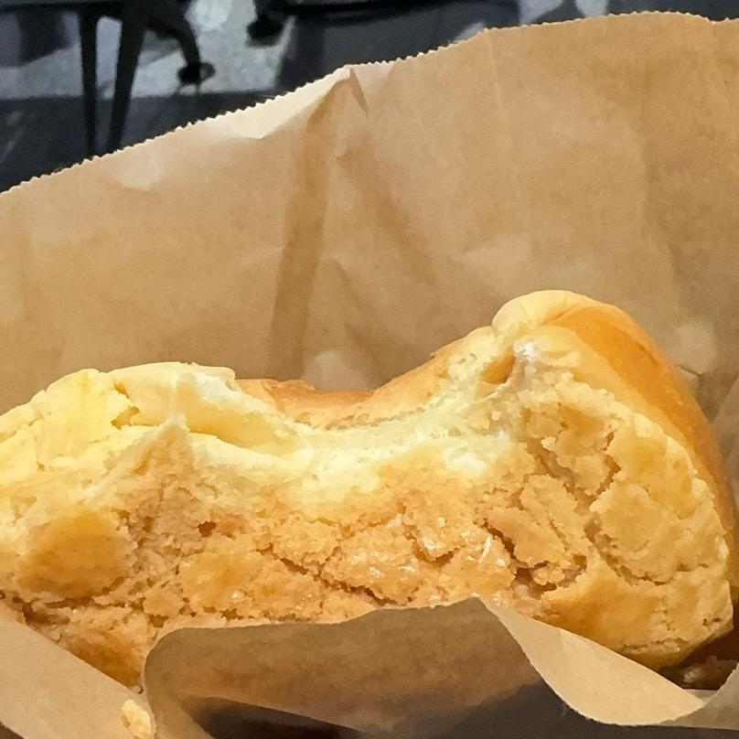 玻璃心馅菠萝包
