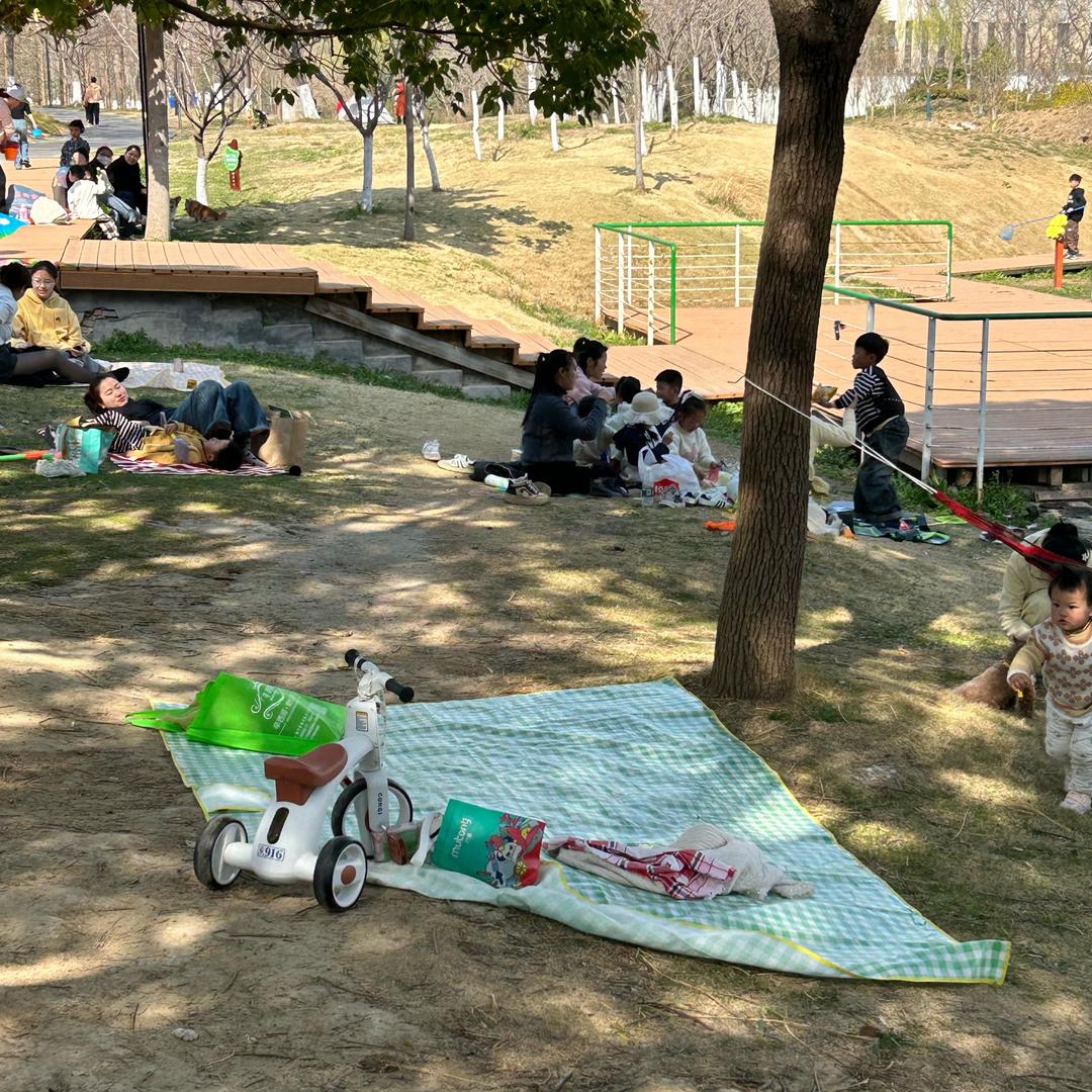 小闫爱吃螺蛳粉👩🏻‍🏫