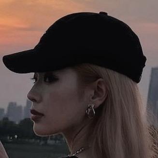 周小姐