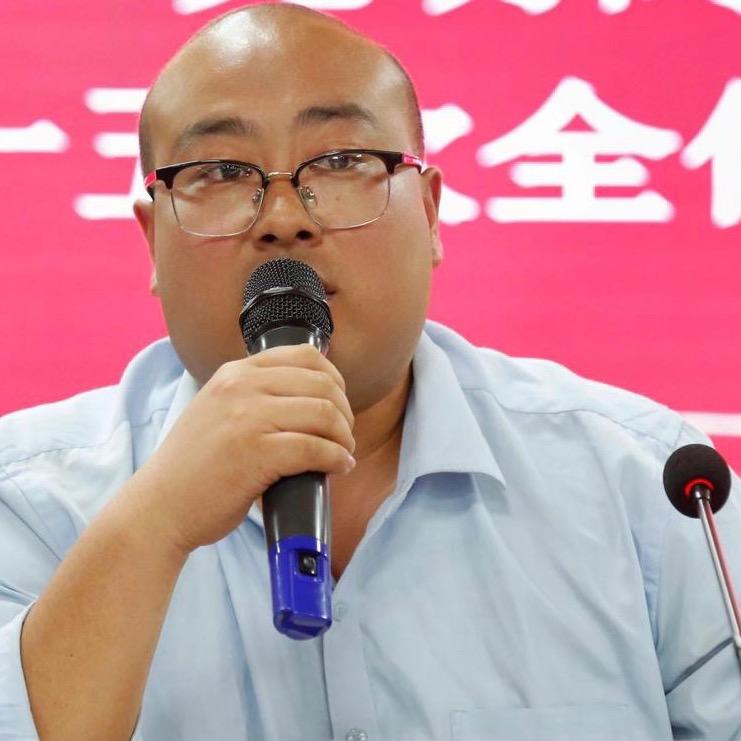 炸裂王校长（副）