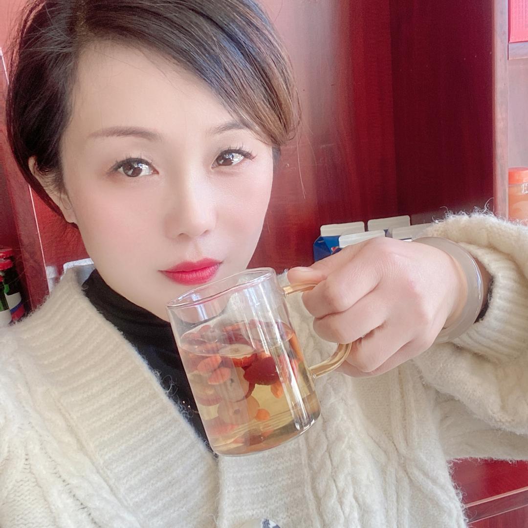 卖葱花油饼的小芬