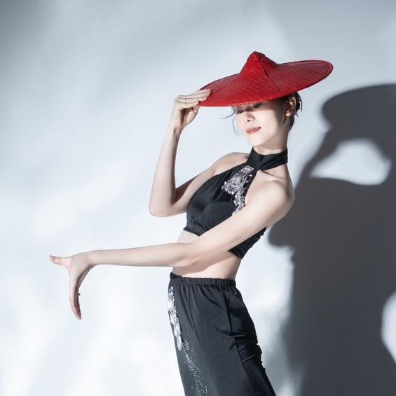 岫岩领航艺术·郑茜舞蹈