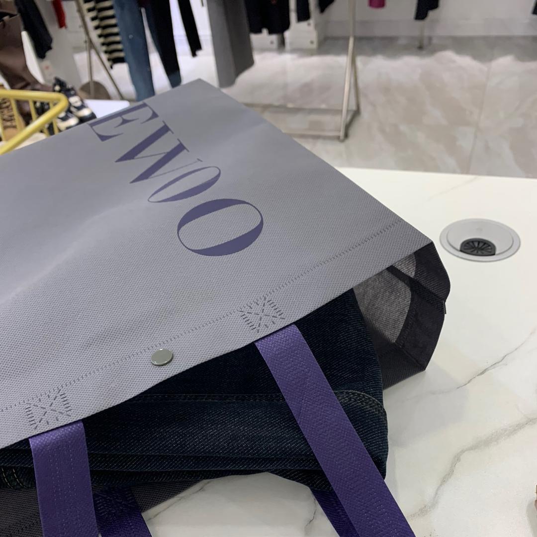 文山一物女装店