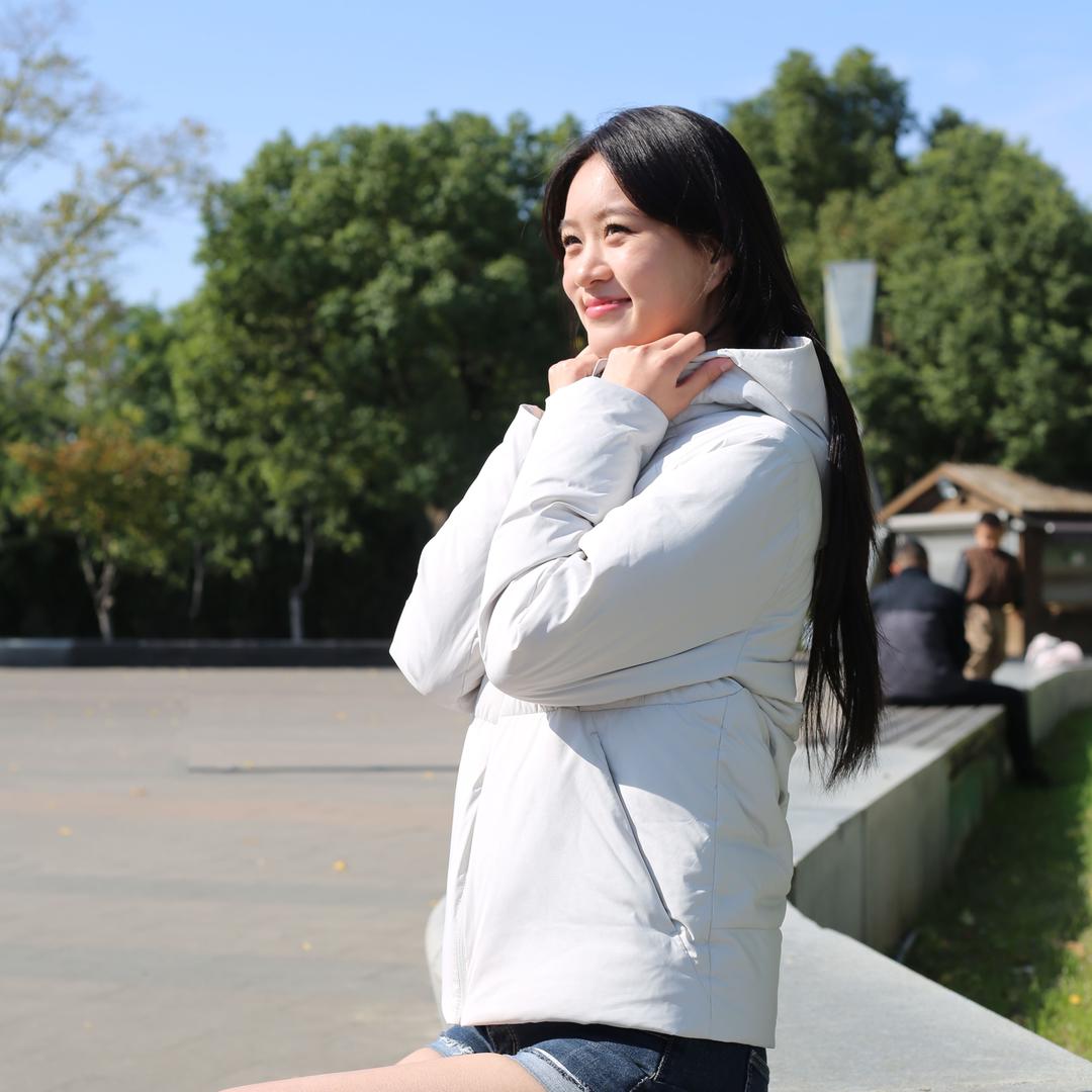 霞湖世家二小姐