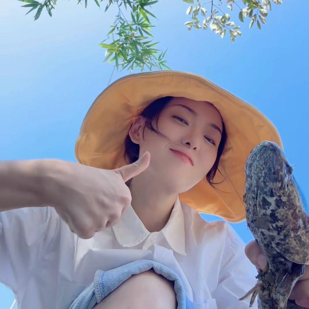 *多多（吧台设计师）