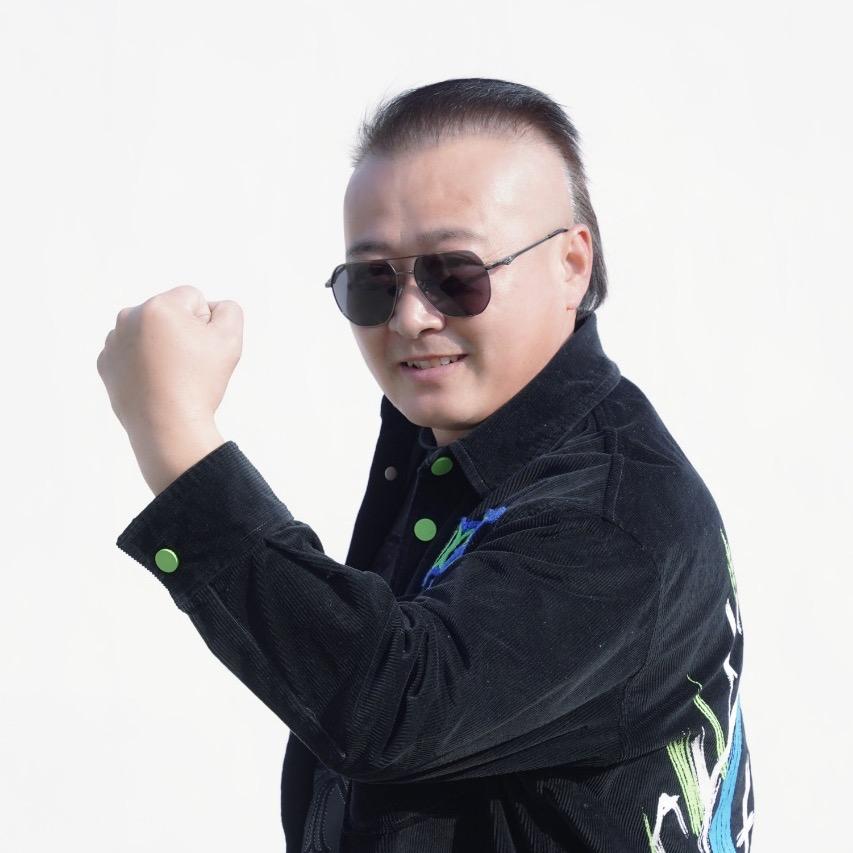 摇滚龙威