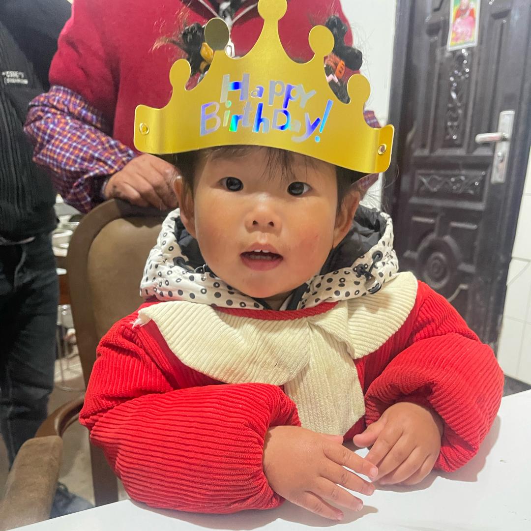 雅雅爱哭包