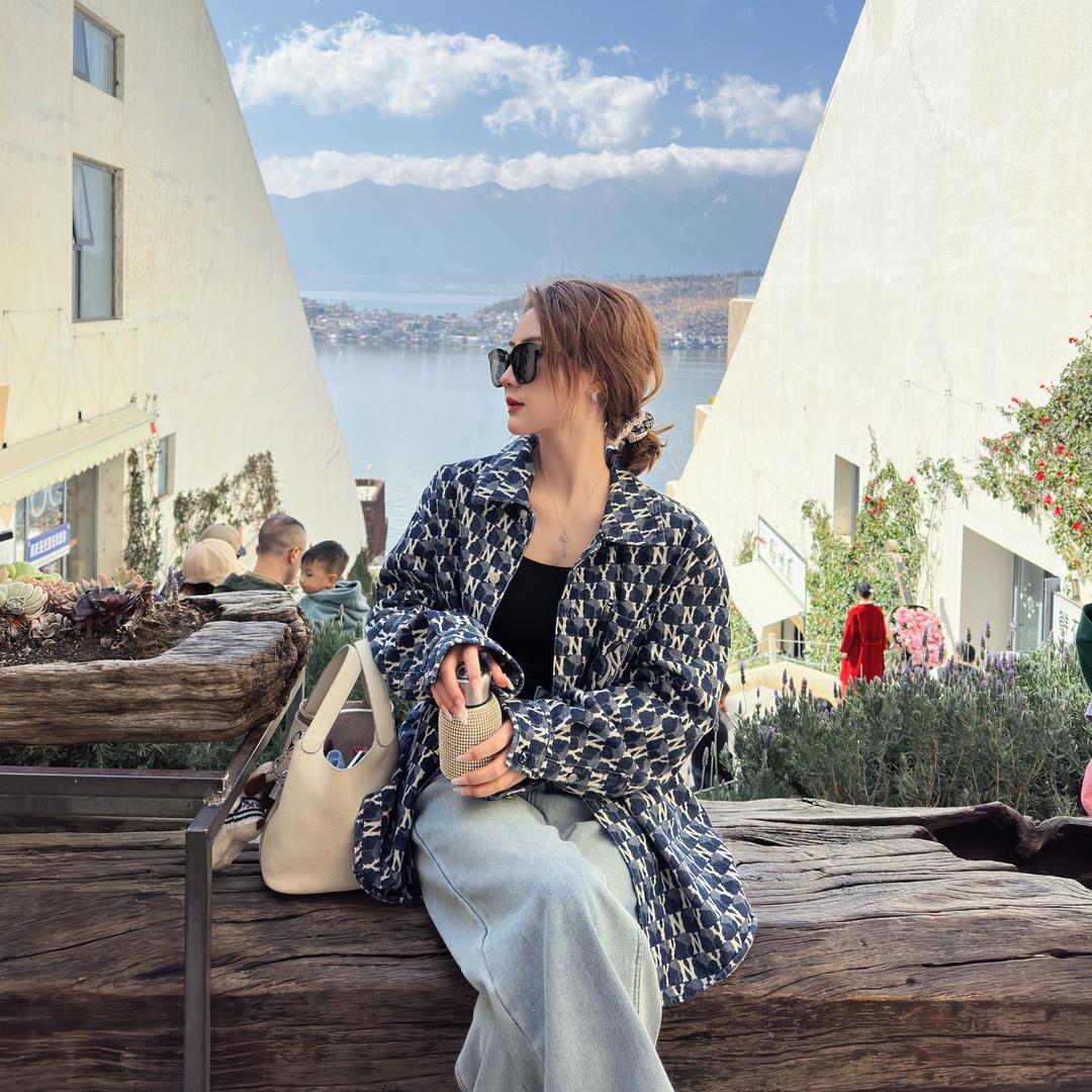 薇糖的朋友圈🩵