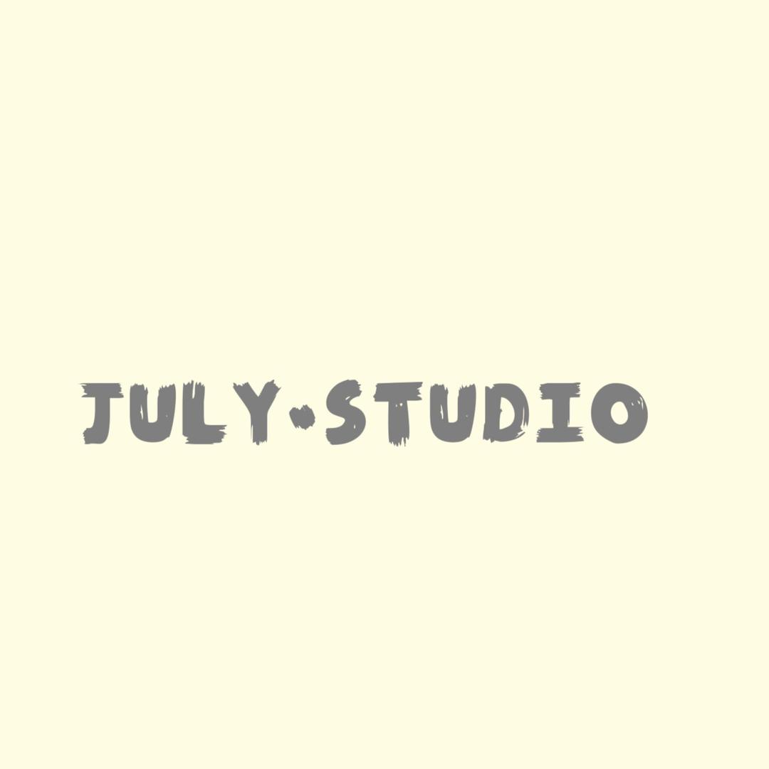 July 七月女装