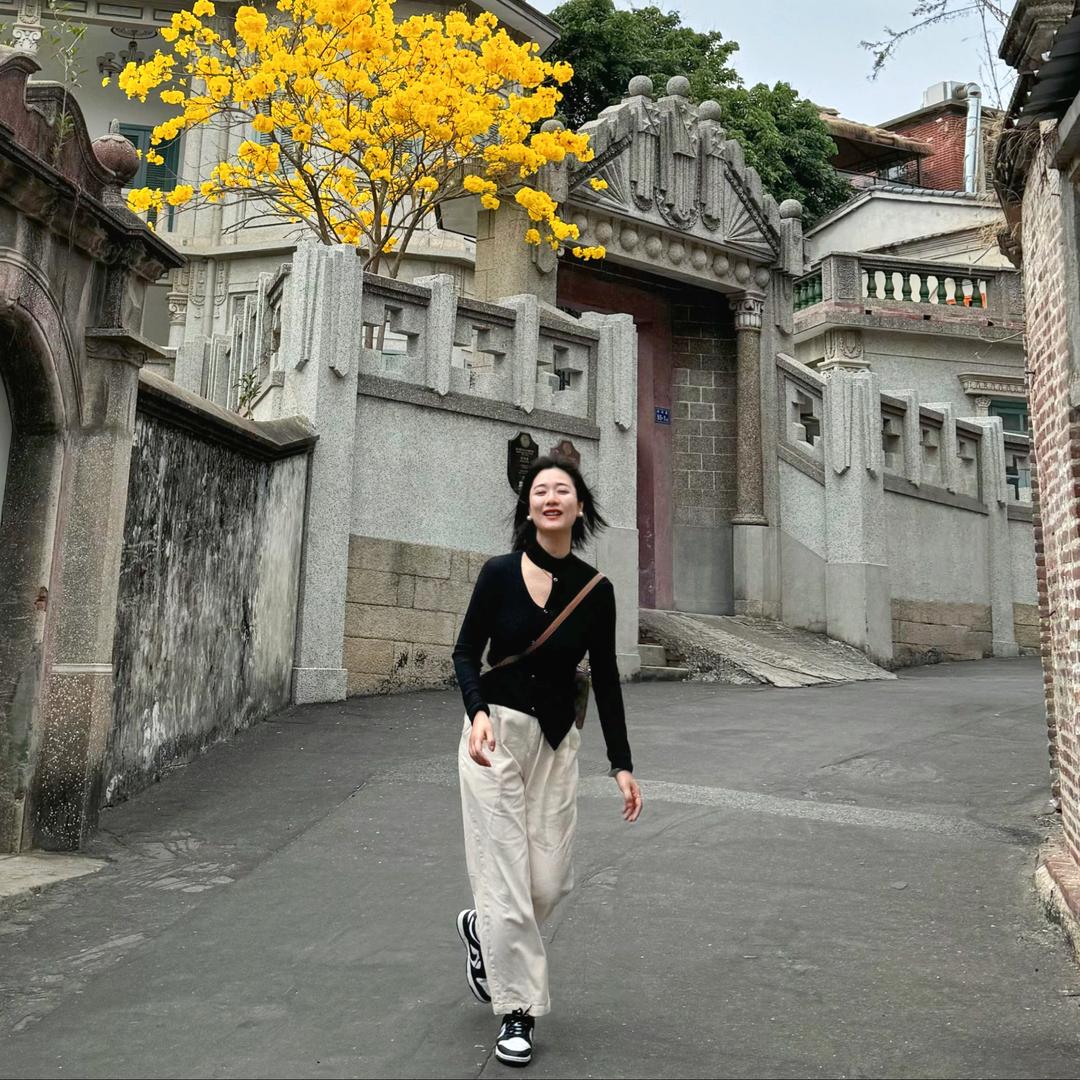 是高姐姐呀