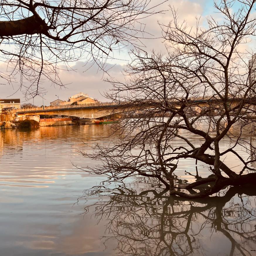 helen和你一起看世界